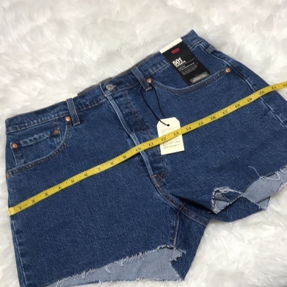 Nwt Levi 501 High Rise Denim Shorts Size 33 - Picture 7 of 16